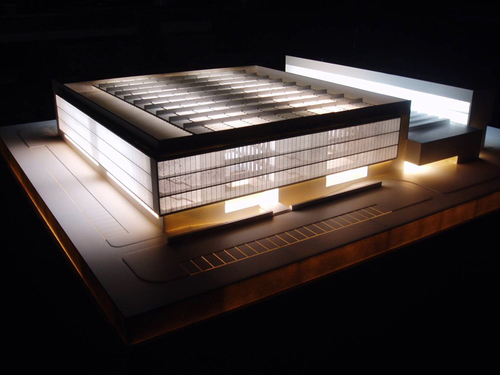 Maqueta_-_alzado_sur_large