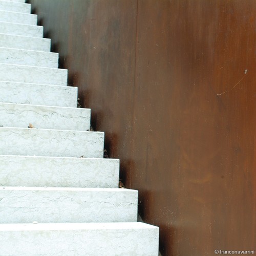 D018b_large