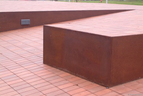 E007_large