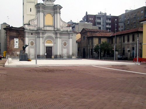 Piazza_della_vittoria_large