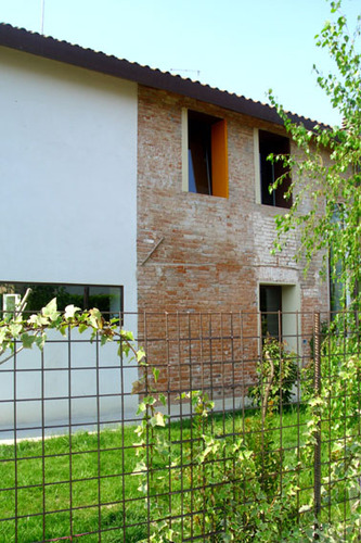 Esterno_large