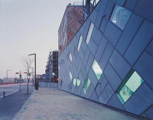 03-street-view-of-east_large