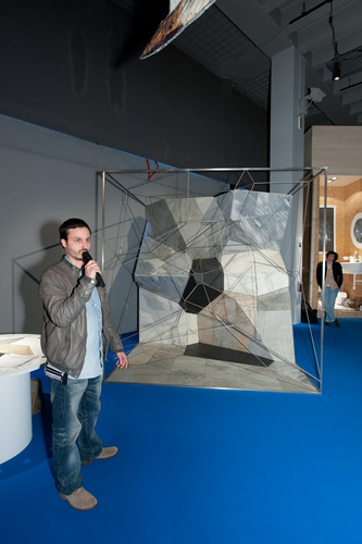 Playground_press_conf_38_large
