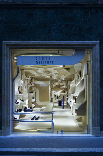 08_stuart_weitzman_shop_roma_2006_large