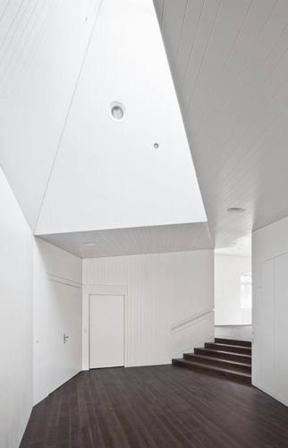 03_nb-sw_foyer_hoch_large