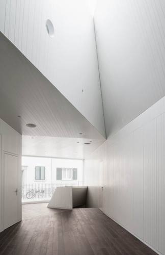 06_nb-sw_foyer_large