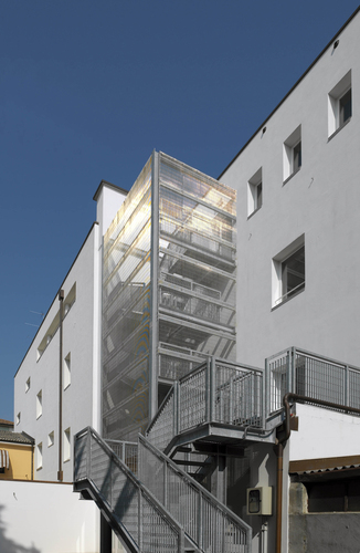 Hotel_mary_8_large