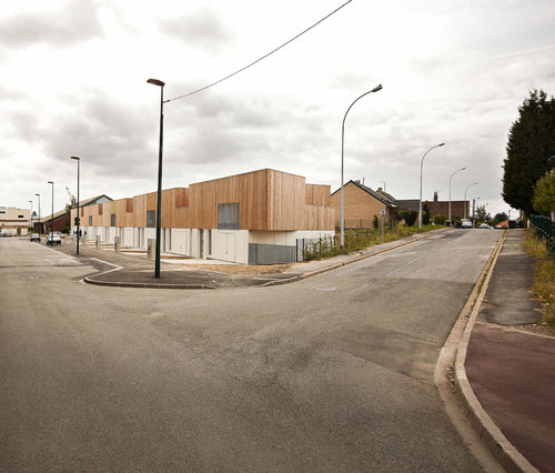 Com_tank_lens_maisonsocio_14092010-0006_large