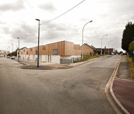 Com_tank_lens_maisonsocio_14092010-0006_normal