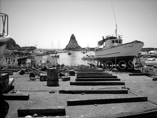 Porto_di_trezza_large