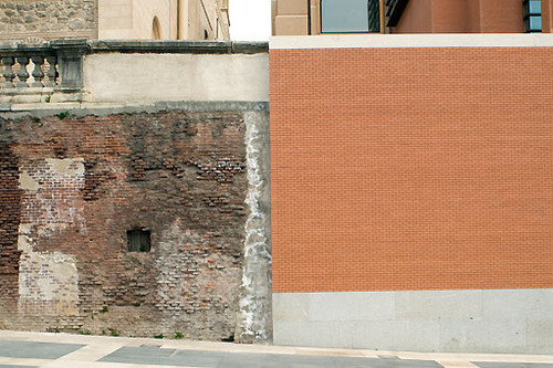 068di20080218d0017_large