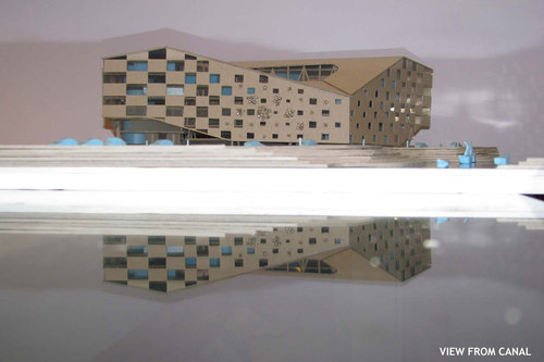 Ava_9_large