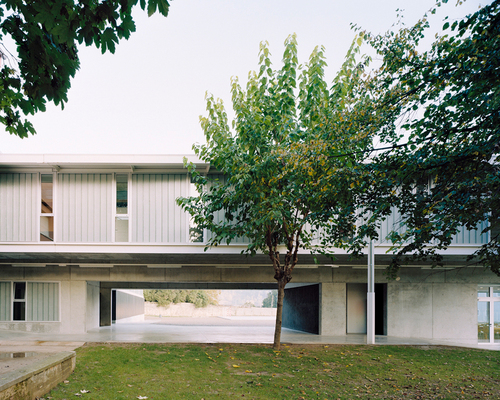 Fachada-sur-porche_beat-marugg_large