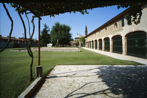 Fattoria_v_emo_8_large