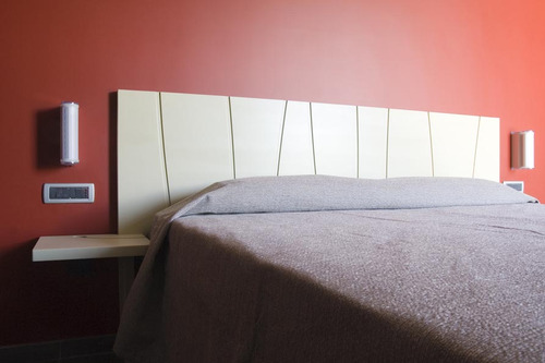Mon_hotel_room-6_large