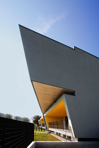 Aquilialberg_shift-housing_07_photo-by-fabrizio-marchesi_large