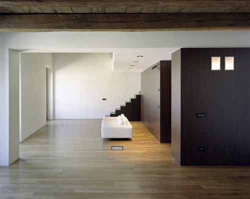 Interno_1_copia_large