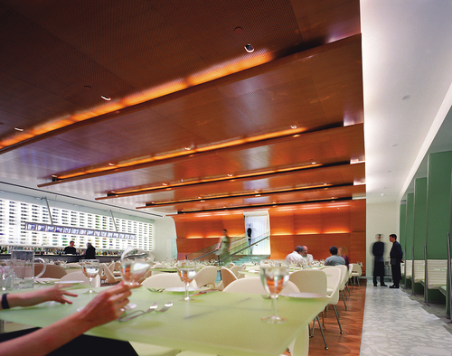 Dsr_brasserie_02_large
