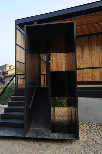 03_bridge-school_large