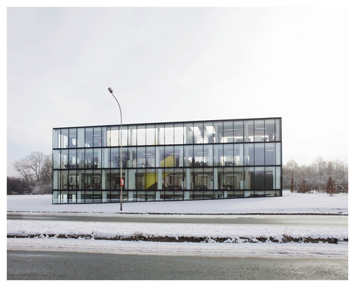 Van-voren-final-klein-_large