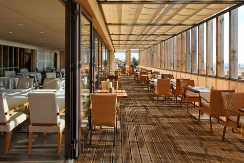 Jolyloiret_hos1_photos_12_terrasse_restaurant1bd_large