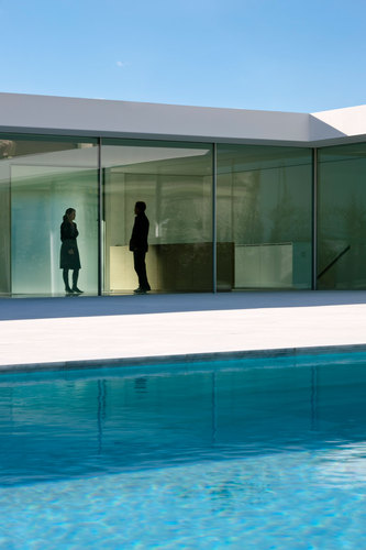 8_atrium-_-pool_large