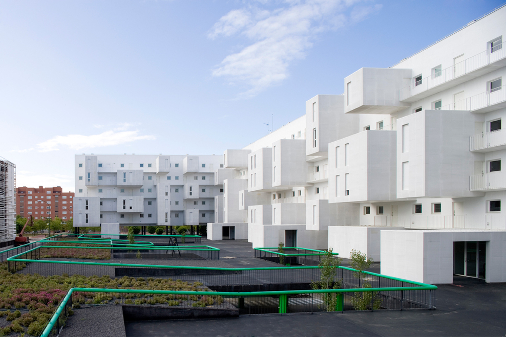 0805-dosmasuno-carabanchel-013_full