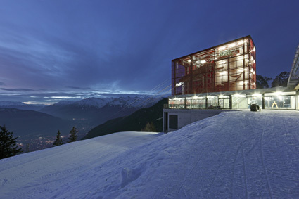 2_prospetto_sud_di_notte_©_meran_2000_–_frieder_blickle_large