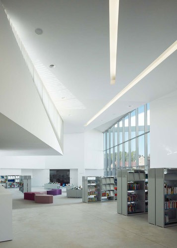 Int22-espace-jeune_large