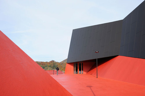Enota-podcetrtek-sports-hall-04-pathway_large