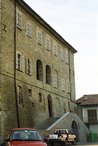 Castello_di_mango_enoteca_03_large