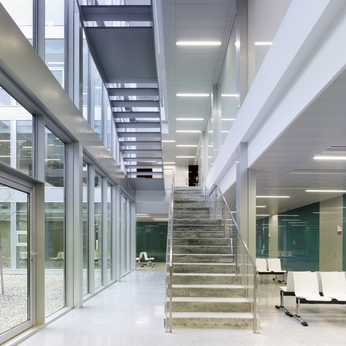 15_vier_arquitectos_centro_de_salud_a_parda_pontevedra_large