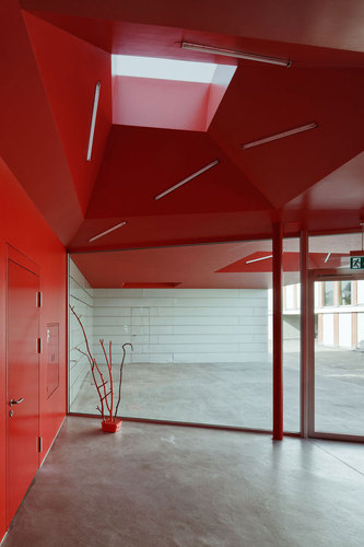 Eps-foyer-alte-turnhalle_large