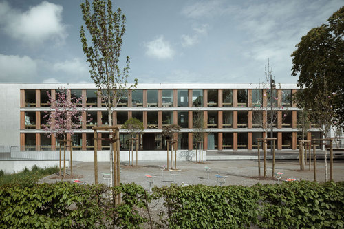 Eps-schulgeb剈de_large
