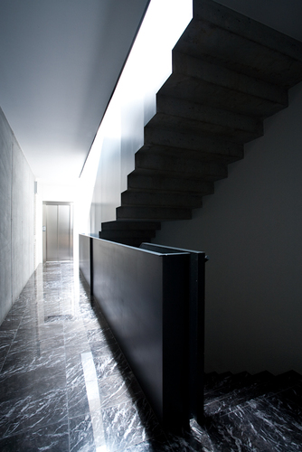036_large