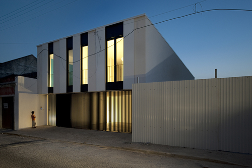 Cvdb_p077_jarego_house_picture-02_large