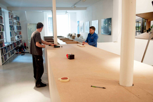 Building-the-table_rra_large