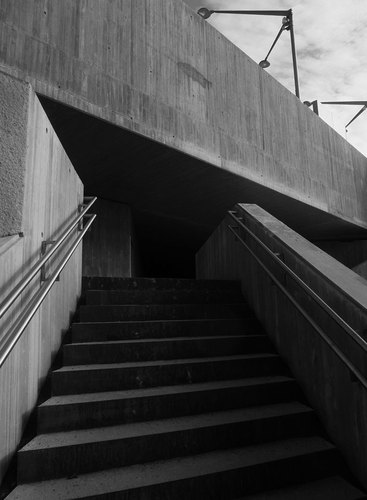 Rra-holmenkollen-stasjon_01_large