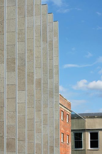 327_12_large