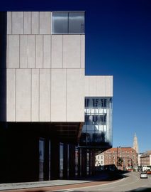 Hof_01_helenebinet_normal