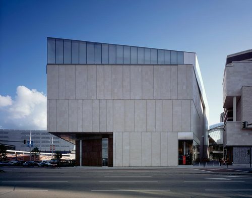 Hof_09_helenebinet_large