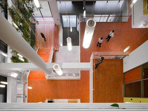 360-atrium-rh1901-0055-photo-roland-halbe_large