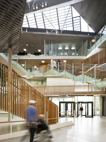 248-atrium-65_002_nct_070_l-adam-mørk_large