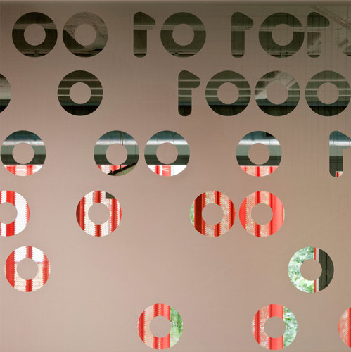 08-ec_large
