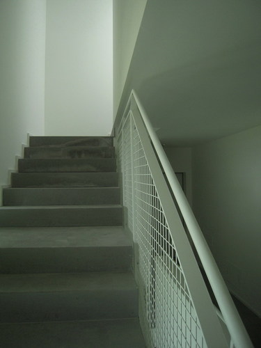 009_large