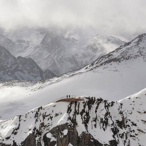 Lac-top-pic-004-web_large