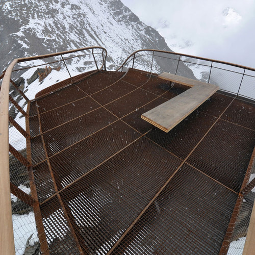 Lac-top-pic-018-web_large