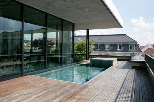 7-bbz-pool08_noshe_large