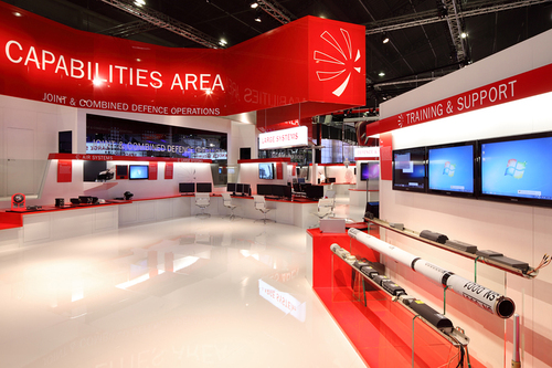 10_stand_fnm_2011_large