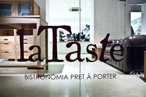 Lataste_bar_01_large